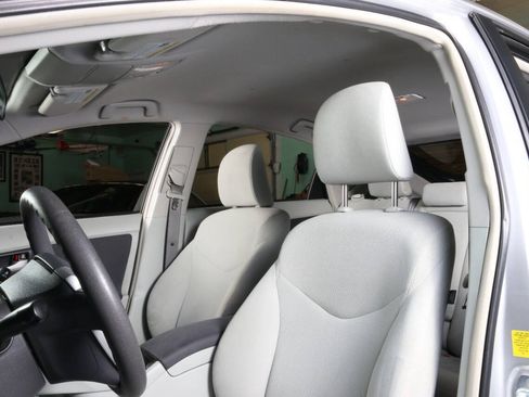 Used 2010 Toyota Prius FWD image 59