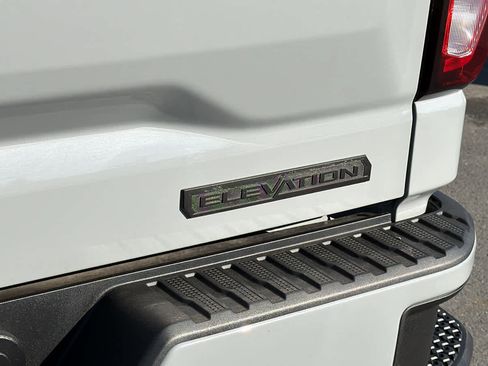 Used 2024 GMC Sierra 1500 Elevation w/ LPO, Elevation Black Package image 28