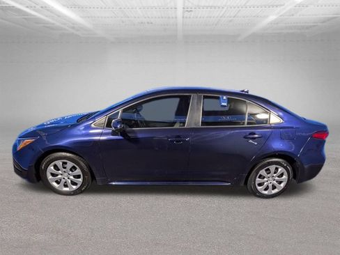 Used 2023 Toyota Corolla LE FWD image 8