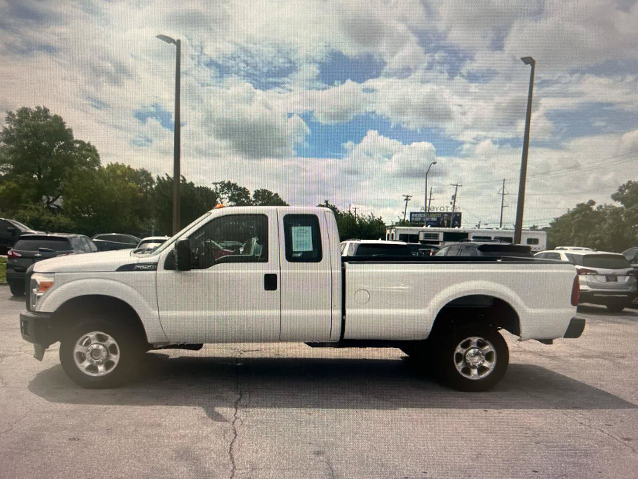 Used 2014 Ford F250 XL AWD/4WD image 2