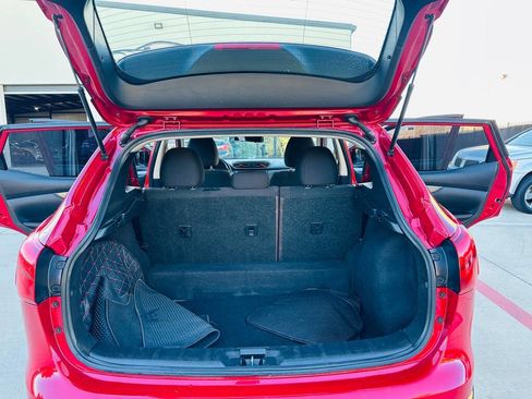 Used 2018 Nissan Rogue Sport S w/ S Appearance Package image 17