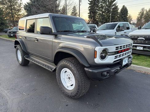 New 2025 Ford Bronco Heritage Edition image 1