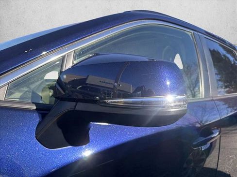 Used 2023 Toyota RAV4 XLE image 4