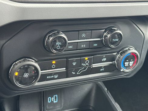 Used 2023 Ford Bronco image 21