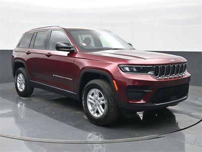 New 2024 Jeep Grand Cherokee Laredo w/ Trailer Tow Package