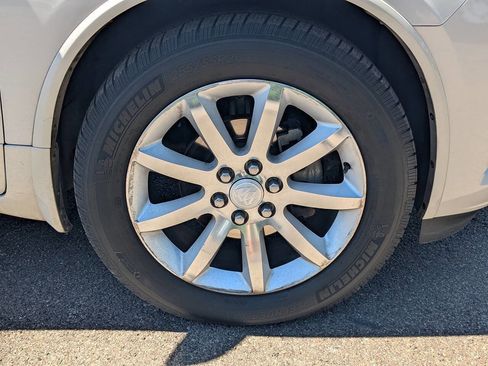 Used 2016 Buick Enclave Premium w/ Experience Buick Package image 10