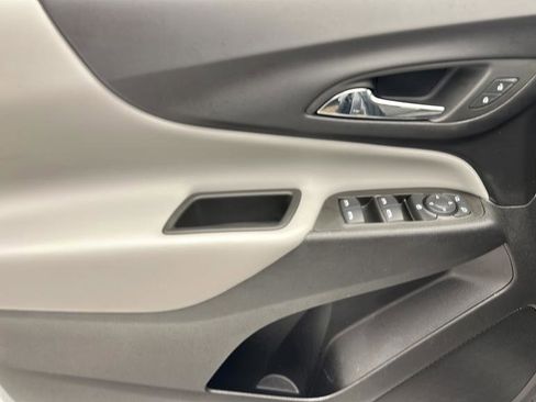 Used 2023 Chevrolet Equinox LS w/ LPO, Floor Liner Package AWD/4WD image 13