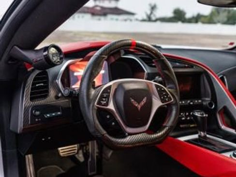 Used 2016 Chevrolet Corvette Z06 w/ 2LZ Preferred Equipment Group image 2