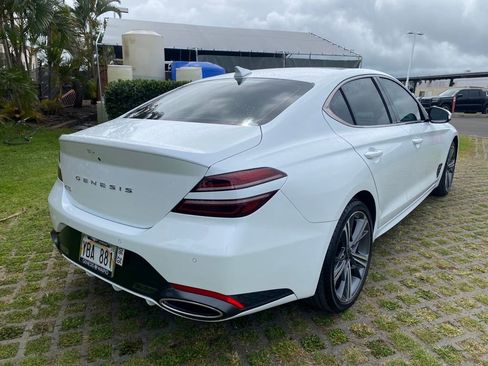 Used 2025 Genesis G70 2.5T w/ Sport Prestige Package image 7