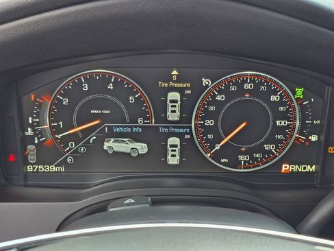 Used 2015 Cadillac Escalade ESV Luxury image 27