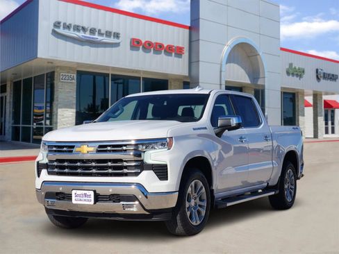 Used 2023 Chevrolet Silverado 1500 LTZ image 2