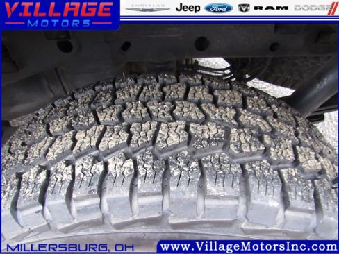 Used 2019 Ford F150 XLT w/ Equipment Group 302A Luxury image 8