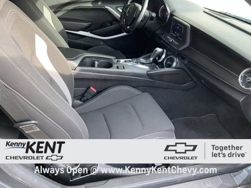 Certified 2021 Chevrolet Camaro LT w/ RS Package image 11