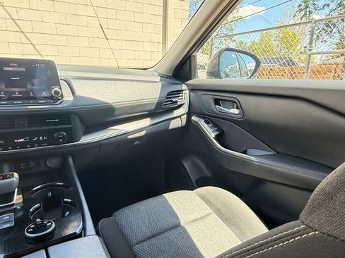 Used 2025 Nissan Rogue SV AWD/4WD image 36
