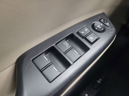 Used 2013 Honda Civic EX-L image 27