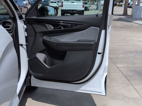 New 2026 Chevrolet TrailBlazer LT w/ Convenience Package FWD image 29