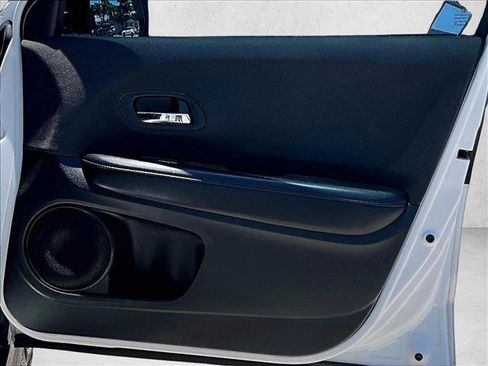 Used 2020 Honda HR-V Sport image 18