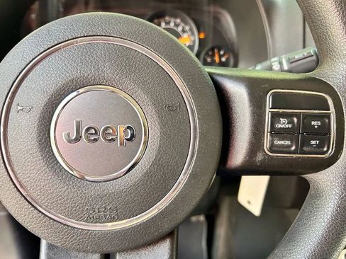 Used 2016 Jeep Patriot Sport w/ Power Value Group image 25