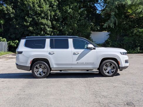 Used 2022 Jeep Grand Wagoneer Series I AWD/4WD image 2