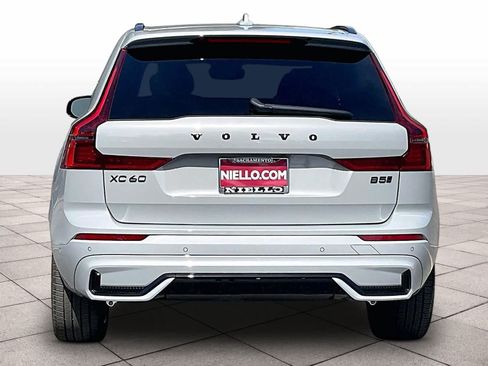 New 2026 Volvo XC60 B5 Ultra w/ Climate Package AWD/4WD image 6