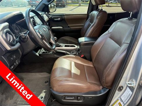 Used 2023 Toyota Tacoma Limited image 16