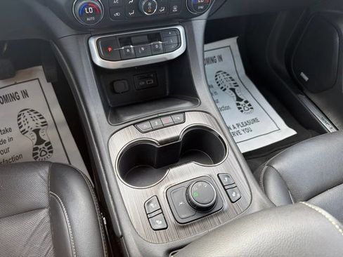 Used 2023 GMC Acadia SLT AWD/4WD image 36