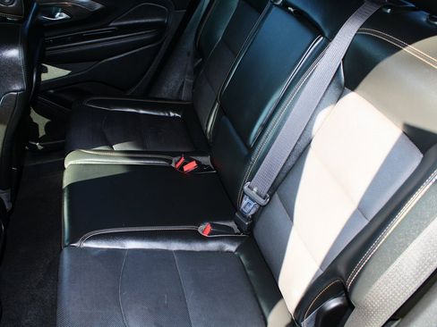 Used 2019 GMC Terrain SLT w/ Preferred Package image 11