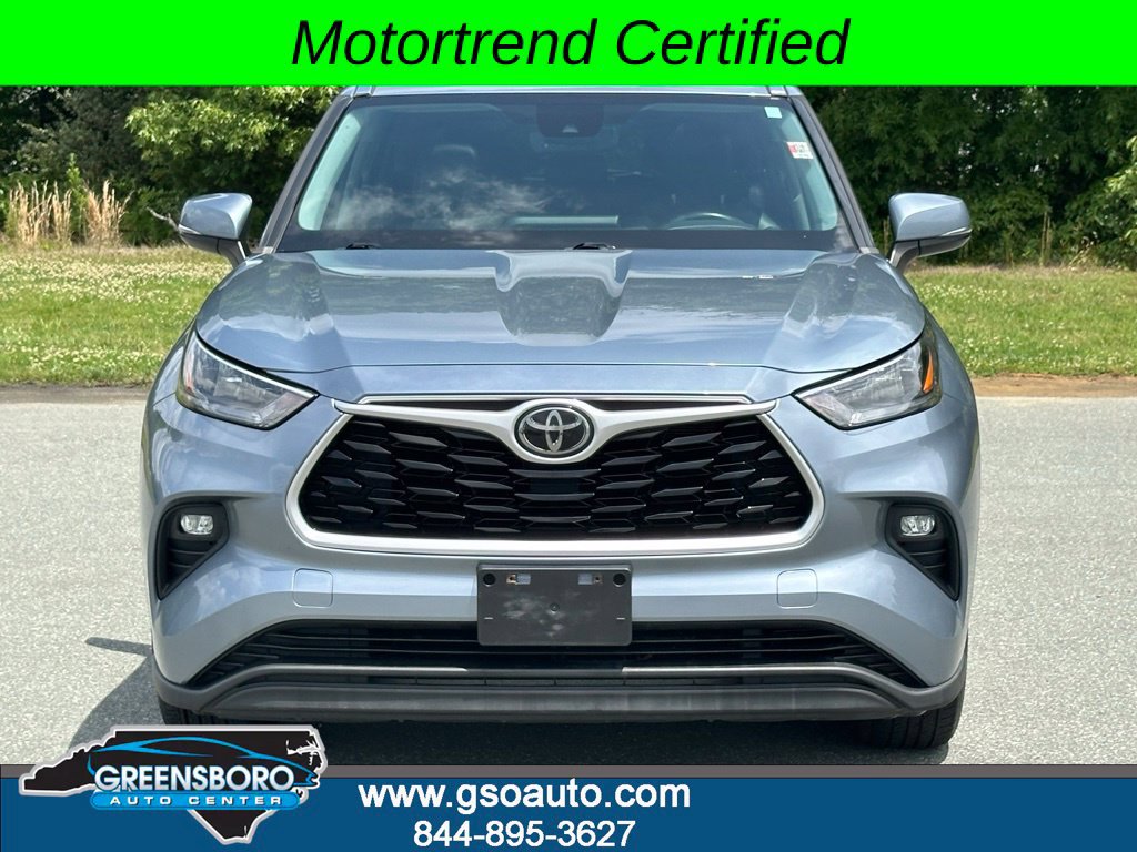 Used 2020 Toyota Highlander XLE AWD/4WD image 11