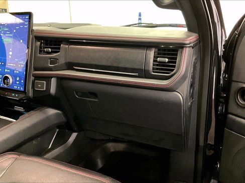 Certified 2022 Ford Expedition Max Limited image 15