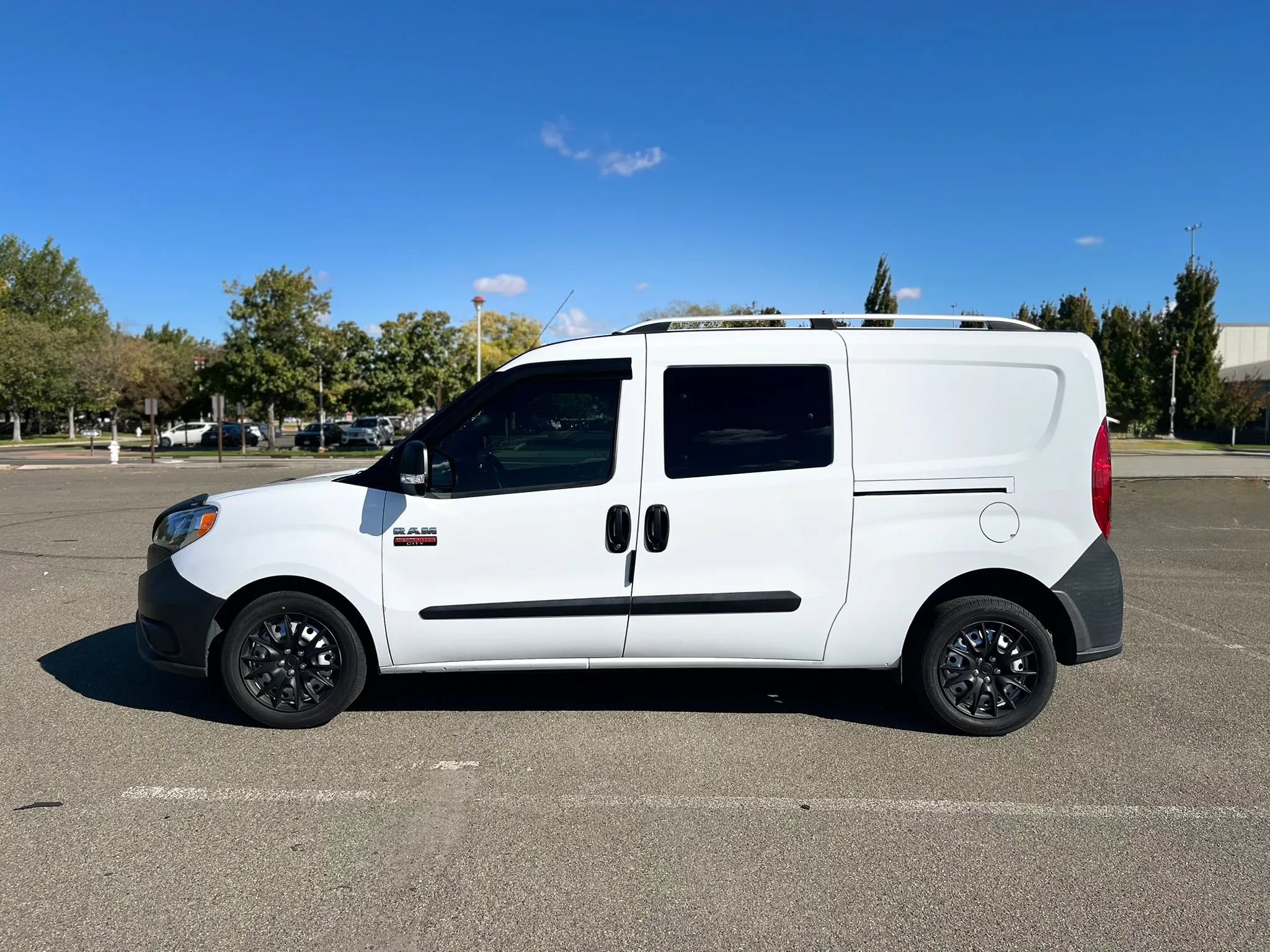 Used 2021 RAM ProMaster City Tradesman FWD image 8