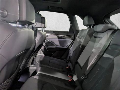 Certified 2025 Audi Q3 2.0T Premium w/ Convenience Package image 19