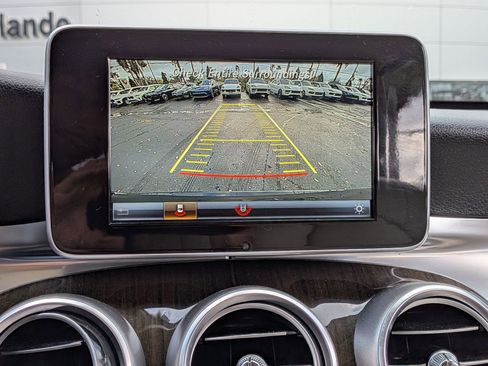 Used 2019 Mercedes-Benz GLC 300 GLC 300 image 13