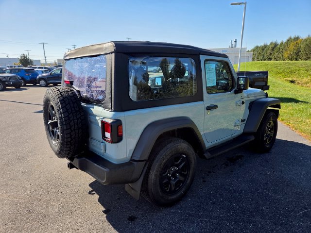 Used 2023 Jeep Wrangler Sport AWD/4WD image 16