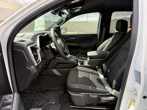 New 2026 GMC Canyon Elevation image 10