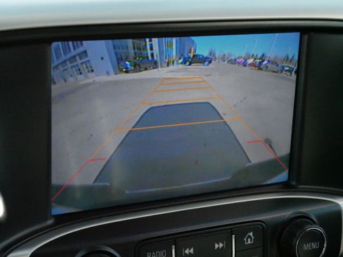 Used 2015 GMC Sierra 1500 SLT w/ SLT Crew Cab Value Package image 30