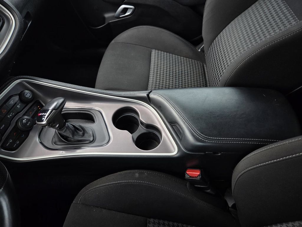 Used 2022 Dodge Challenger GT RWD image 26