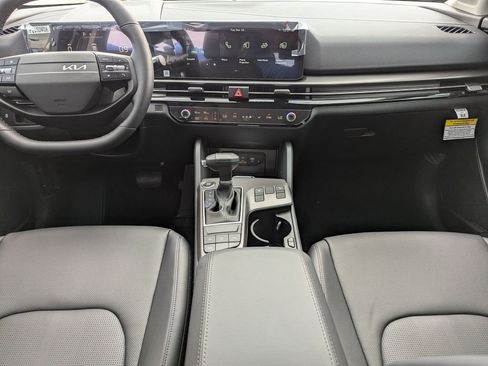 New 2026 Kia Sportage EX image 15