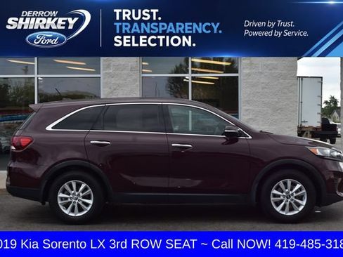 Used 2019 Kia Sorento FWD image 3