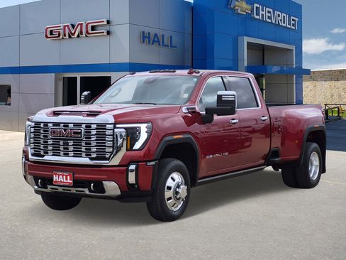 Certified 2024 GMC Sierra 3500 Denali w/ Denali Reserve Package image 3