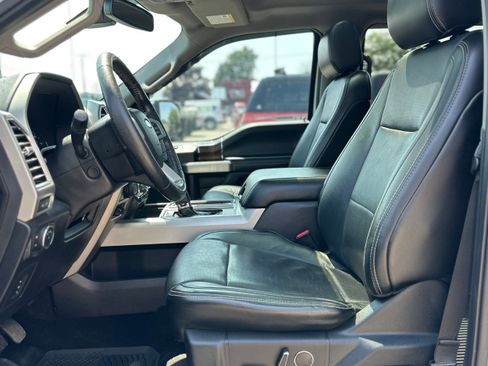 Used 2016 Ford F150 Lariat w/ Equipment Group 502A Luxury AWD/4WD image 9