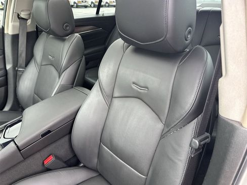 Used 2019 Cadillac CTS Luxury RWD image 11