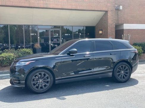 Used 2018 Land Rover Range Rover Velar R-Dynamic SE image 2