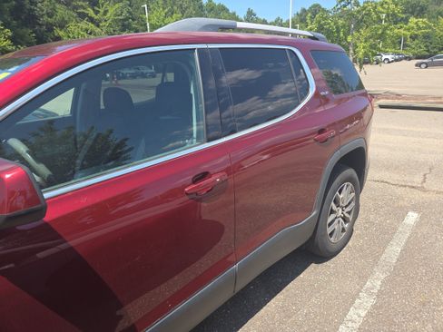 Used 2017 GMC Acadia SLE FWD image 6