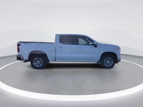 Used 2022 Chevrolet Silverado 1500 LT image 9