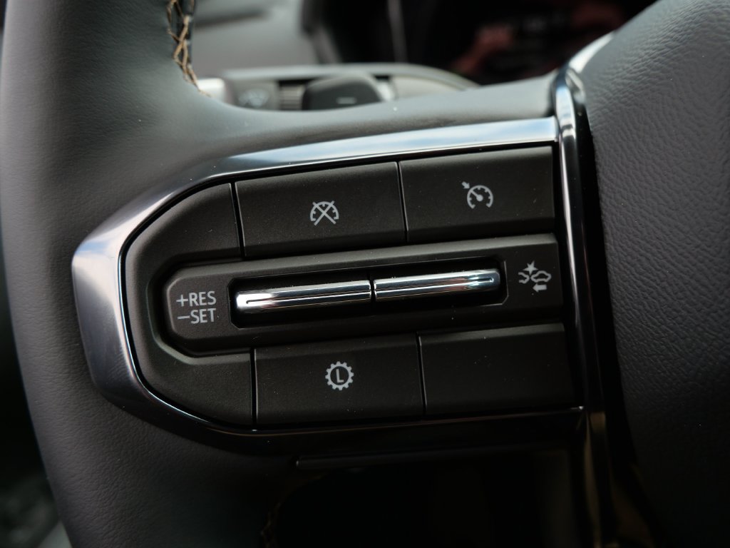 New 2027 GMC Terrain AT4 w/ Technology Package II AWD/4WD image 15