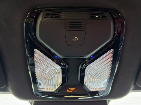 Used 2023 BMW XM AWD/4WD image 43