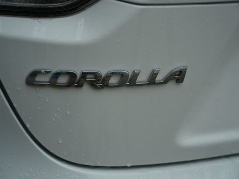 Used 2023 Toyota Corolla LE image 12