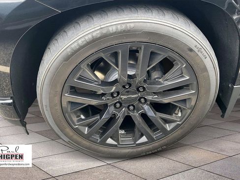 Used 2021 Chevrolet Silverado 1500 RST image 9