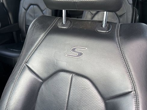 Used 2020 Chrysler Pacifica Touring-L image 23