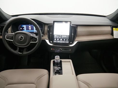 New 2026 Volvo XC90 T8 Plus w/ Protection Package Premier AWD/4WD image 22